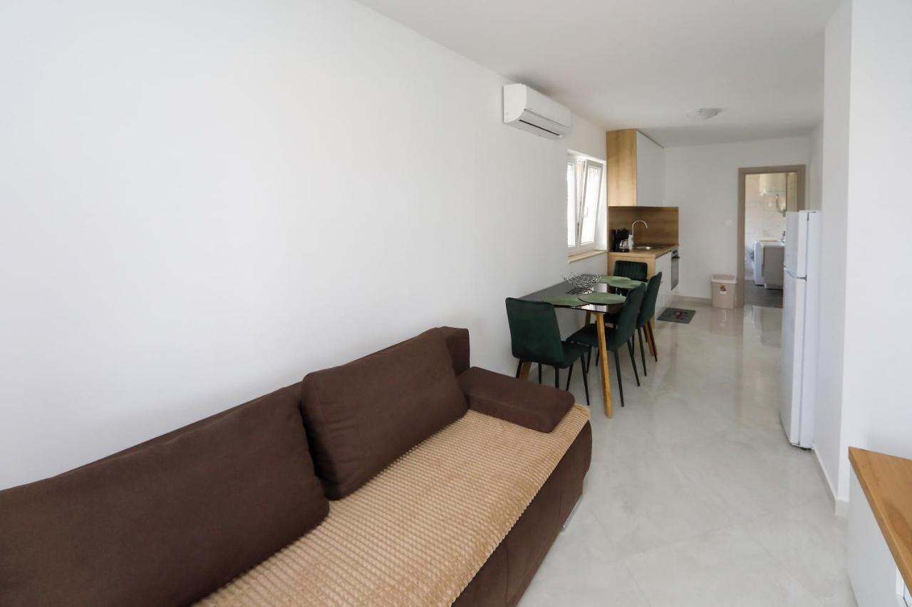 Alfonso Apartment Бибине Екстериор снимка