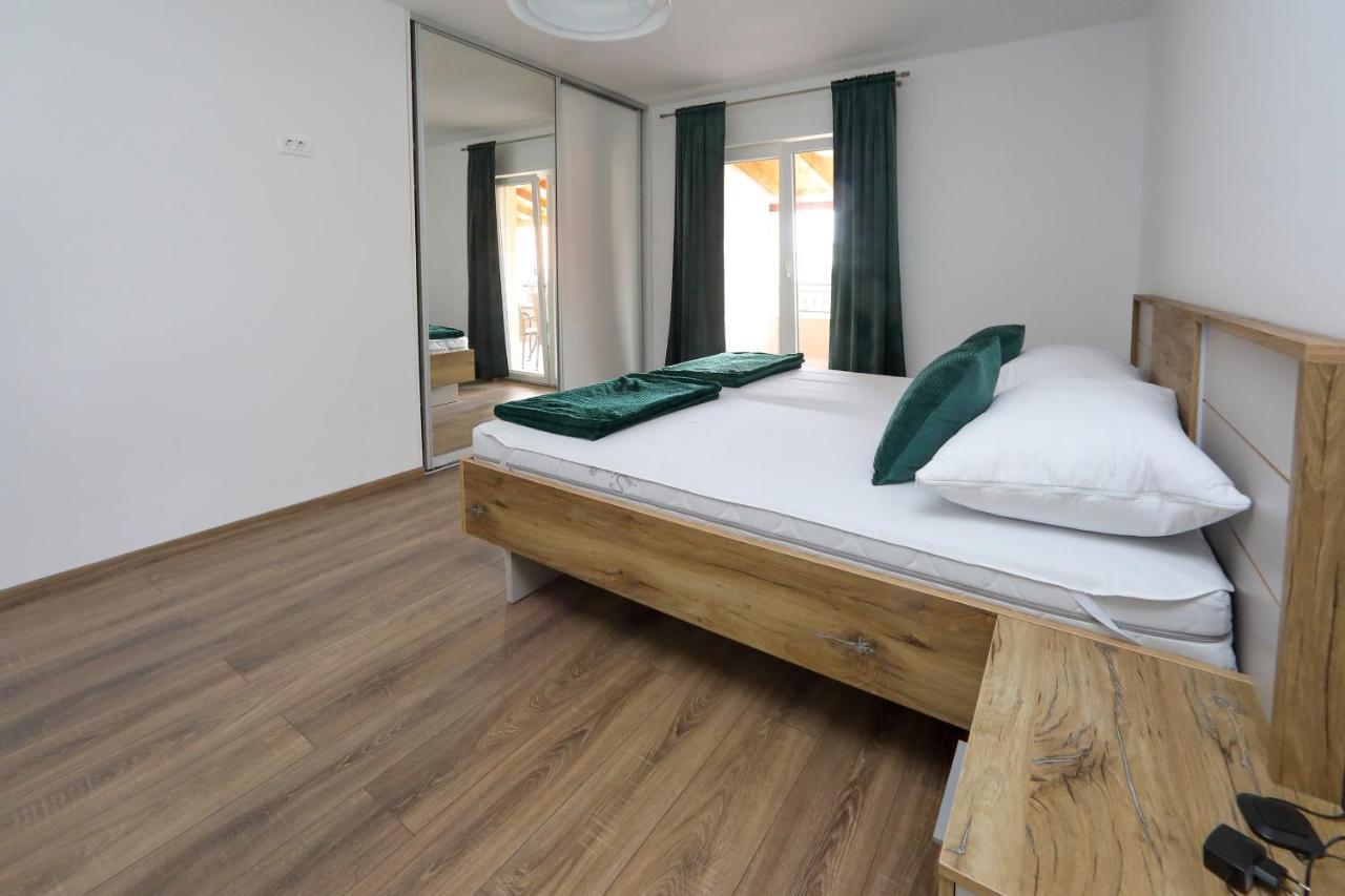 Alfonso Apartment Бибине Екстериор снимка